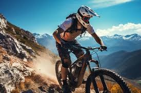 TA：曼联收入增长乏力，内部希望继续提升票价